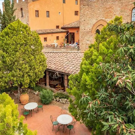 Il Castello 2*