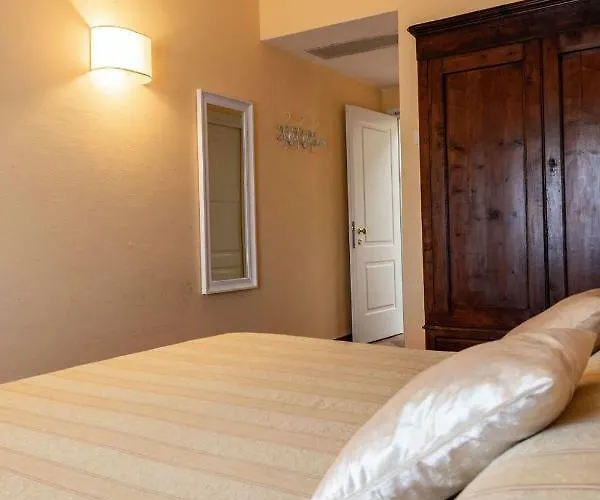 Il Castello Hotel 2*